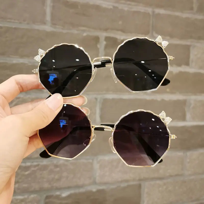 Children's Sunglasses Boys and Girls Anti-UV Sun Glasses Baby Cute Bow Little Girl Shell Glasses Metal Frame Eyewear-Dollar Bargains Online Shopping Australia