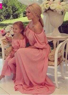 SUMMER MOTHER DAUGHTER DRESSES BOHEMIAN BEACH FAMILY MATCHING CLOTHES OFF SHOULDER CHIFFON LONG DRESS FAMILY FITTED