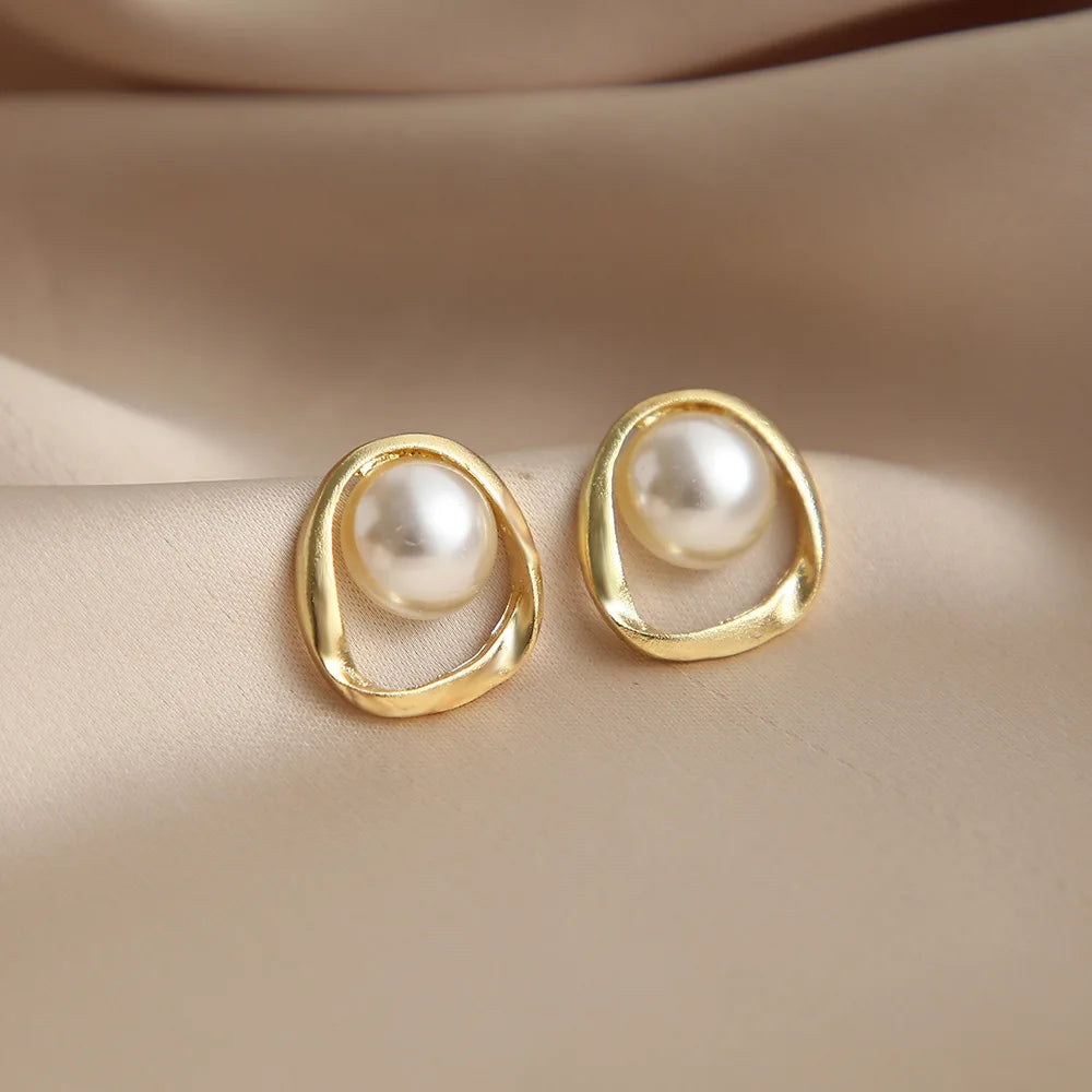 Circle Earrings For Women Vintage Punk Baroque Pearl Earrings Stainless Steel Ear Clip Women Jewelry Imitation Pearl-Dollar Bargains Online Shopping Australia