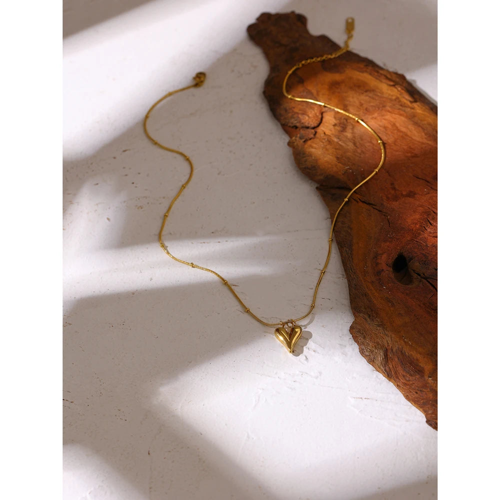 Heart Pendant Chain Necklace for Women Stainless Steel Stylish Choker 18 K Jewelry Waterproof Party Gift-Dollar Bargains Online Shopping Australia