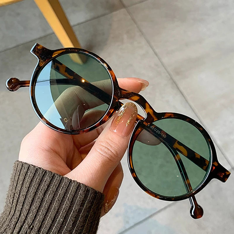 Retro Round Sunglasses Women Brand Designer Vintage Sun Glasses Female Black Outdoor Eyewear-Dollar Bargains Online Shopping Australia