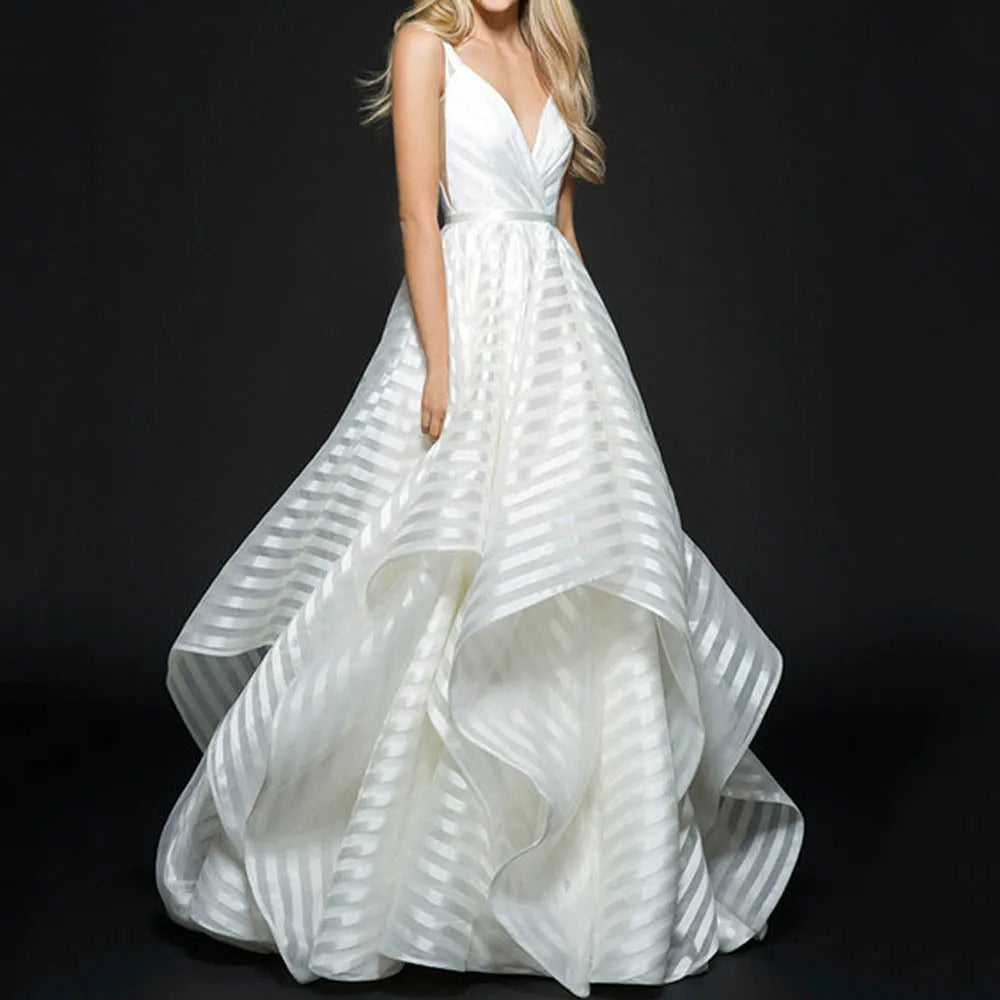 Backless Lace Mid-waist Small Tail Beautiful Light Luxury White Small Fresh Simple Wedding Dress-Dollar Bargains Online Shopping Australia