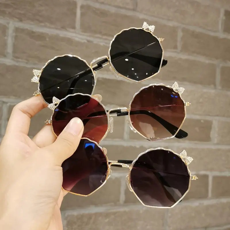 Children's Sunglasses Boys and Girls Anti-UV Sun Glasses Baby Cute Bow Little Girl Shell Glasses Metal Frame Eyewear-Dollar Bargains Online Shopping Australia