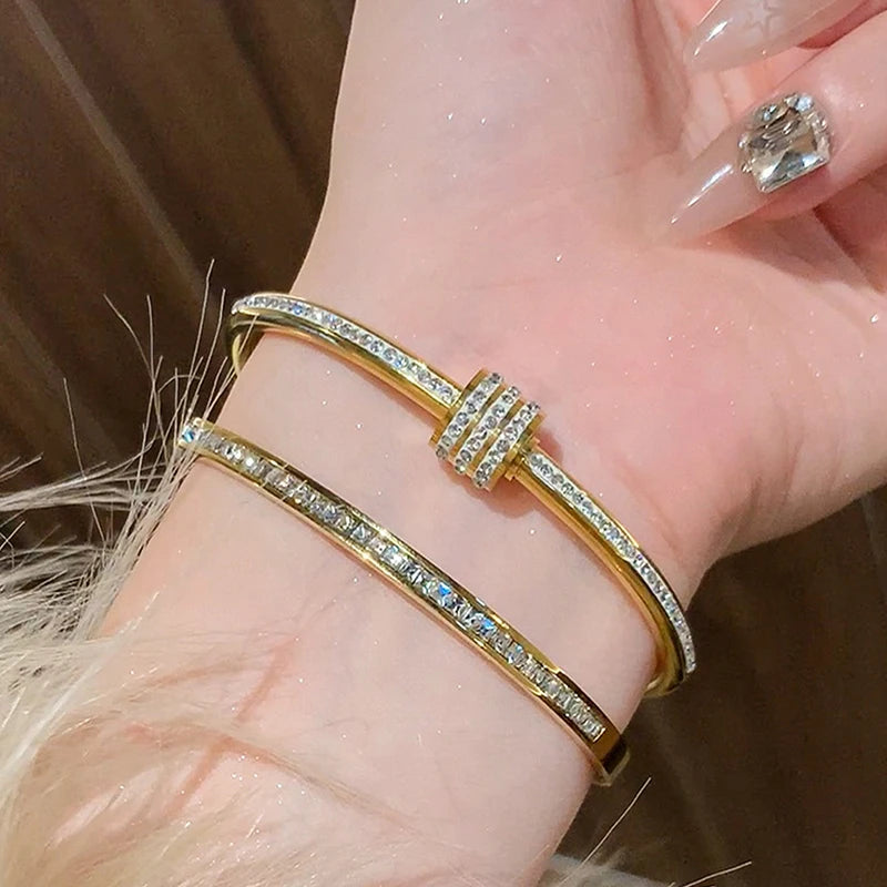 Golden Titanium Steel Non-Fade Bracelet Female Plain Ring Zircon Bracelet Light Luxury Niche Bracelet-Dollar Bargains Online Shopping Australia