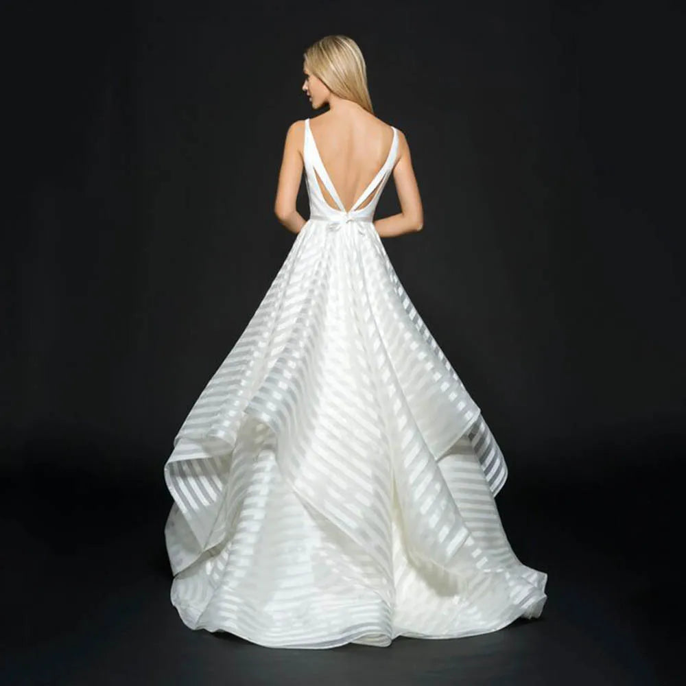 Backless Lace Mid-waist Small Tail Beautiful Light Luxury White Small Fresh Simple Wedding Dress-Dollar Bargains Online Shopping Australia