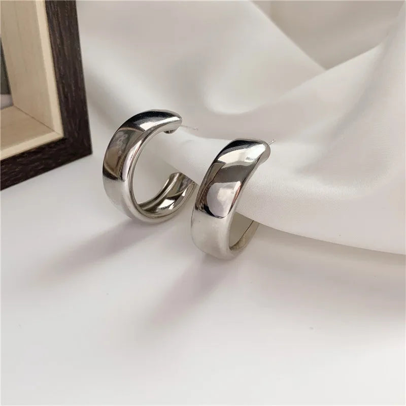 Simple Temperament Circle Pearl Earrings Fashion Small Versatile Earrings Women's Jewelry-Dollar Bargains Online Shopping Australia