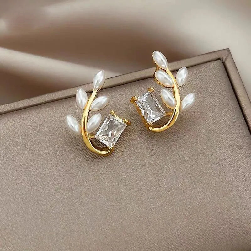 Simple Temperament Circle Pearl Earrings Fashion Small Versatile Earrings Women's Jewelry-Dollar Bargains Online Shopping Australia
