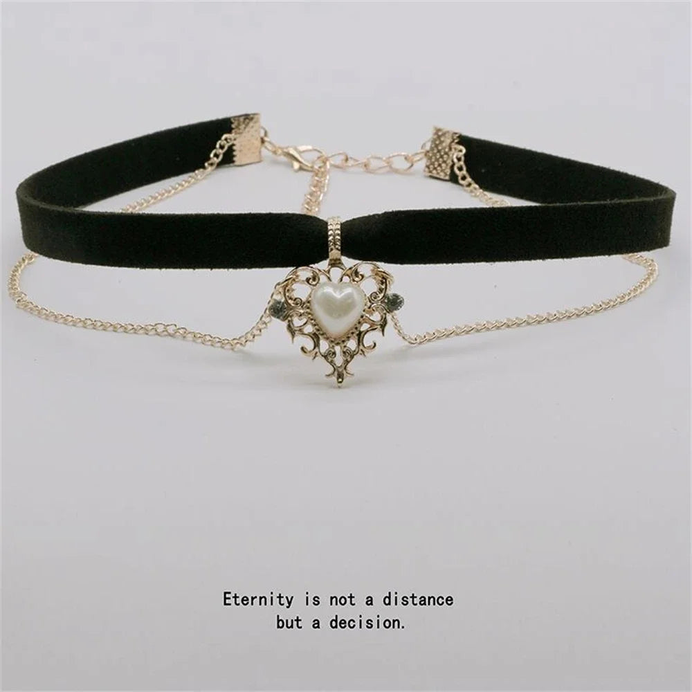 Vintage Baroque Heart Pearl Necklace Elegant Love Multilayer Choker For Women Clavicle Chain Party Wearing Jewelry Accessories