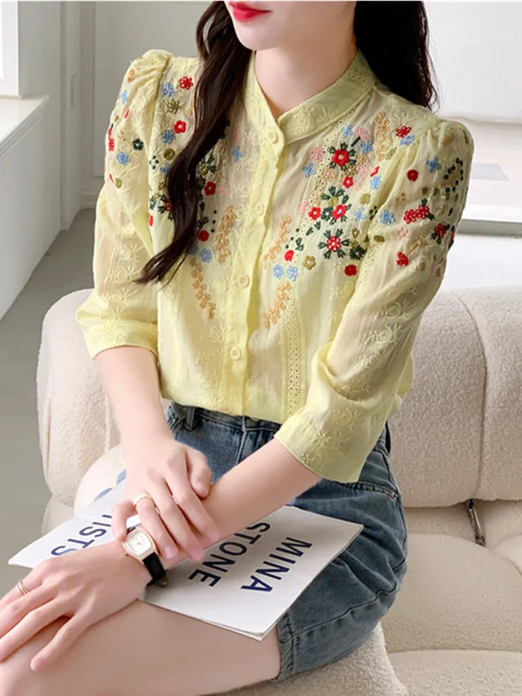 Vintage Embroidered Flower Jacquard Shirt For Women Romantic Gentle Style Versatile Stand Collar Shirt
