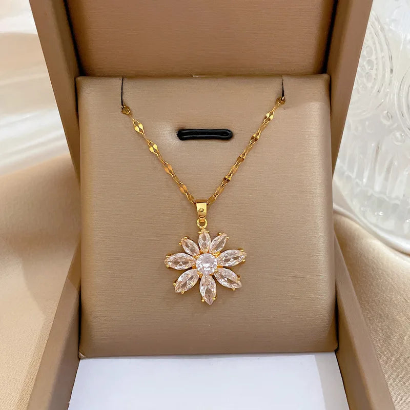 Design Heart Flower Zircon Pendant Necklace for Women Girls Elegant Luxury Jewelry-Dollar Bargains Online Shopping Australia