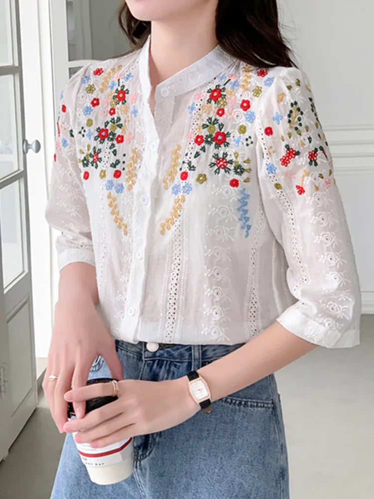 Vintage Embroidered Flower Jacquard Shirt For Women Romantic Gentle Style Versatile Stand Collar Shirt