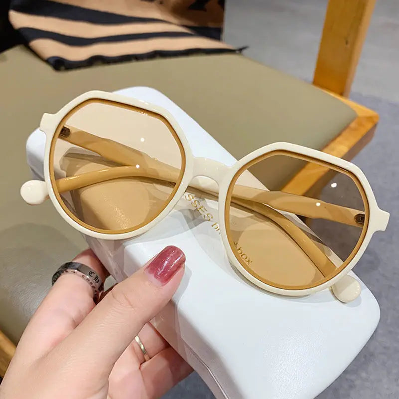 Fashion Sunglasses Women Brand Vintage Travel Sun Glasses Female Eyewear Anti-Glare Driving Sun Glasses-Dollar Bargains Online Shopping Australia