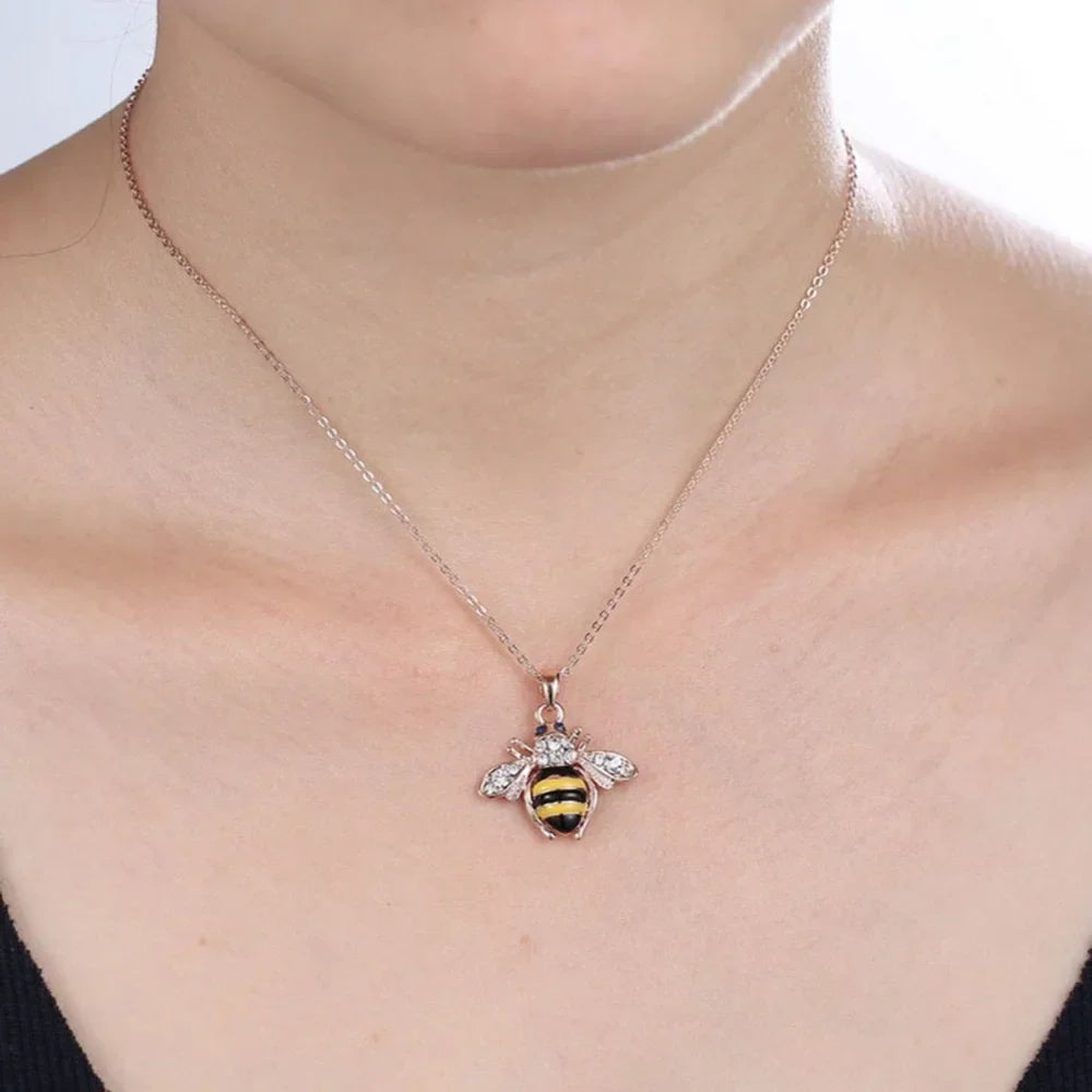 Fashion Pendant Jewelry Crystal Rhinestone Necklace Yellow Bee