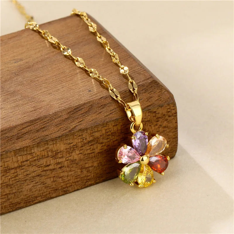 Design Heart Flower Zircon Pendant Necklace for Women Girls Elegant Luxury Jewelry-Dollar Bargains Online Shopping Australia