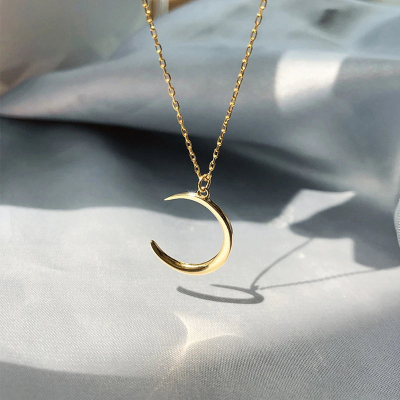 Sweet Moon Silver Plated Jewelry Temperament Crescent Clavicle Chain Pendant Necklaces-Dollar Bargains Online Shopping Australia