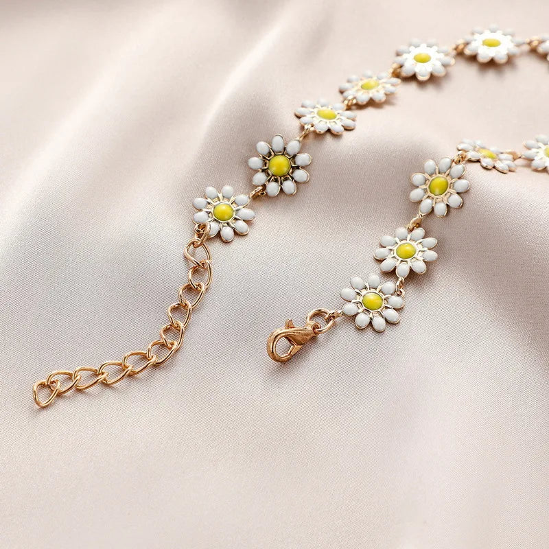 Multicolored Flower Daisy Pendant Necklace for Women Accessories Creative Flower Neck Chain Card Neck Chain Necklace-Dollar Bargains Online Shopping Australia