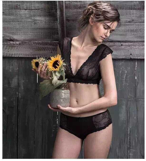Victoria underwear for women sexy bra set lace thin see through bras wireless U.S back plunge bra and panty set