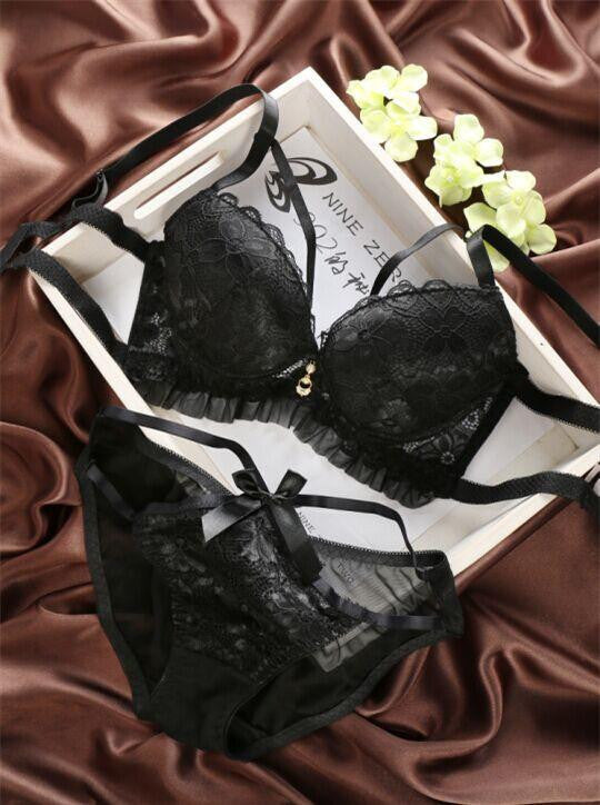 Lace Bra Push up Deep V-neck Women's Underwear Set Cut Lingerie Set for Woman Japan Bra Panties Set High