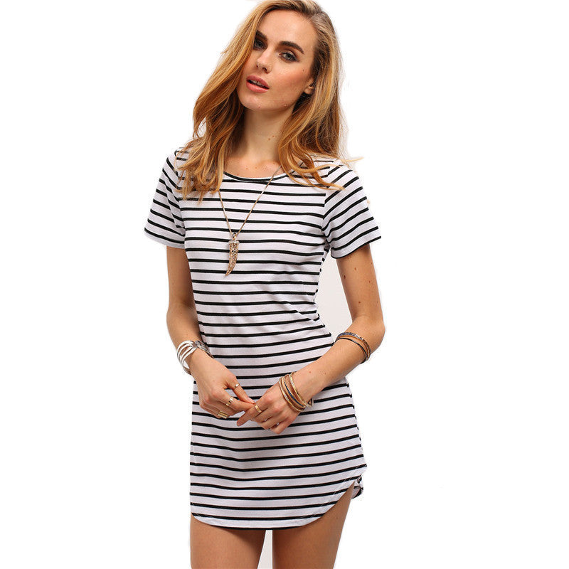 er Women Round Neck Fashion Black and White Striped Short Sleeve Straight Short Casual Dress