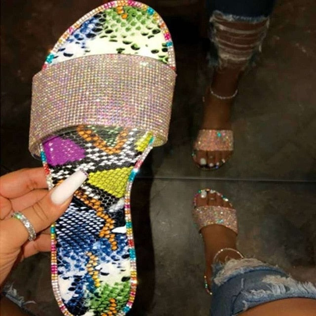 Glitter Slippers Women Summer Sandals Fashion Bling Female Candy Color Flip Flops Beach Diamond Flat Shoes Outdoor Sandals