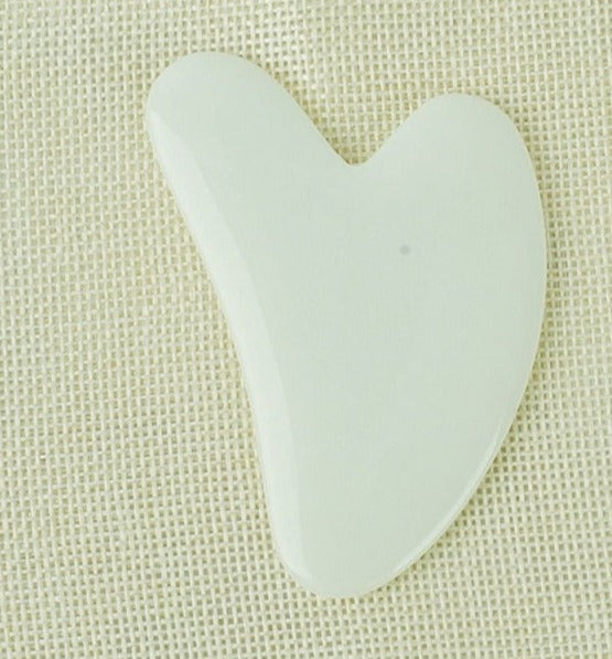 Heart Shape SPA Massage Beeswax Gua sha Scraping Massage Scraper Face Massager Acupuncture Guasha Board Massager for face