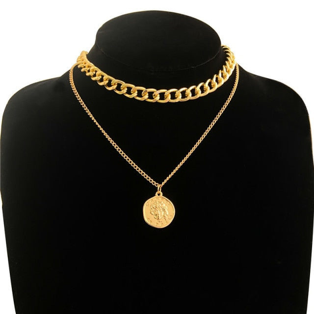 Vintage Multilayer Pendant Butterfly Necklace for Women Butterflies Moon Star Charm Choker Necklaces Bohemian Beach Jewelry Gift