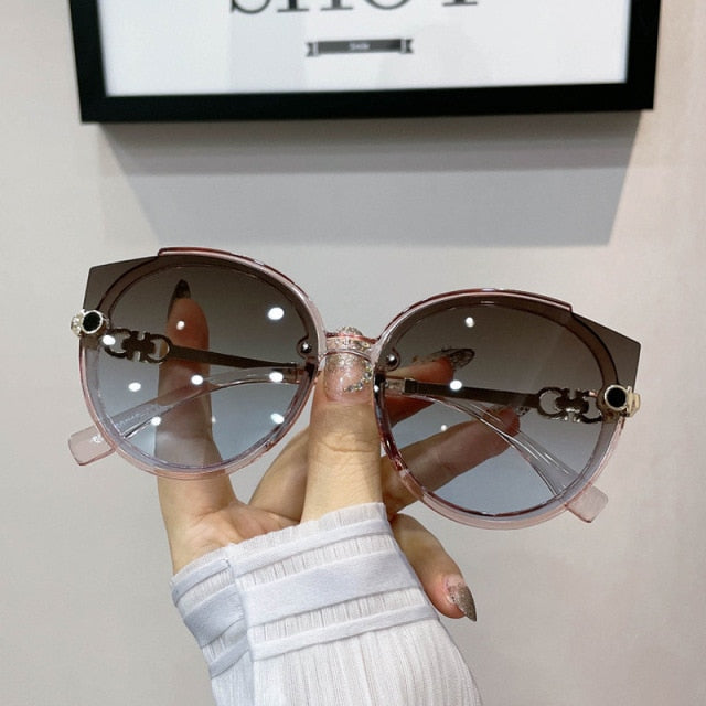 Sunglasses Personality Face Small Female Elegant Street Shooting Tide Bungee Beach Sunglasses