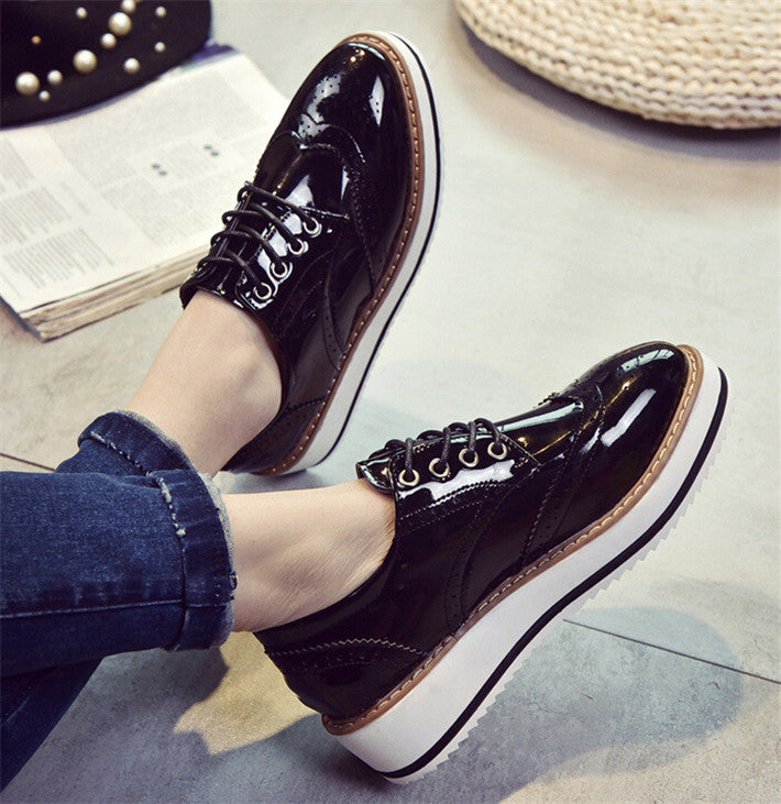 England Style Women Shoes Trifle Oxfords Carved Vintage Bullock Shoes Woman Lace-up Fashion Platform Creppers XWD4395-Dollar Bargains Online Shopping Australia