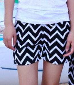 fashion beach shorts for women and men Black and white stripes shorts K464 ,-Dollar Bargains Online Shopping Australia